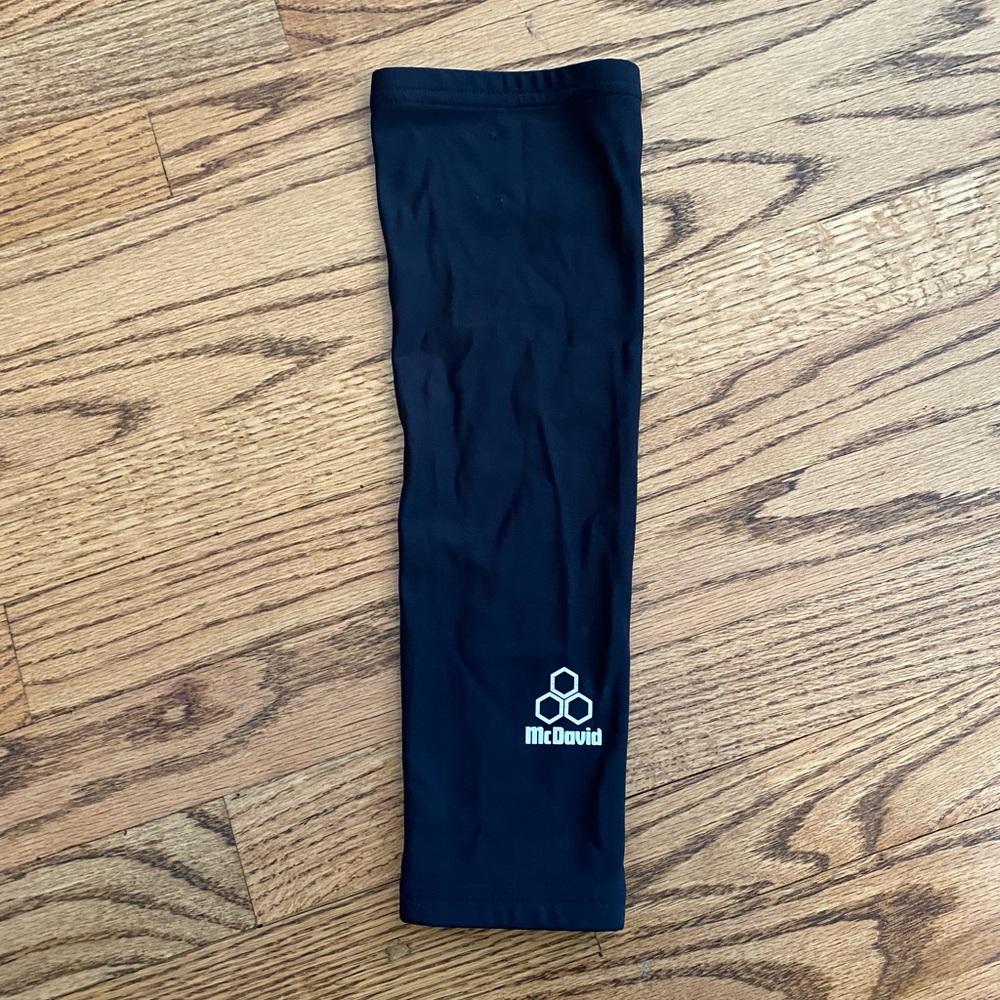Men’s McDavid Black Athletic Arm Sleeve